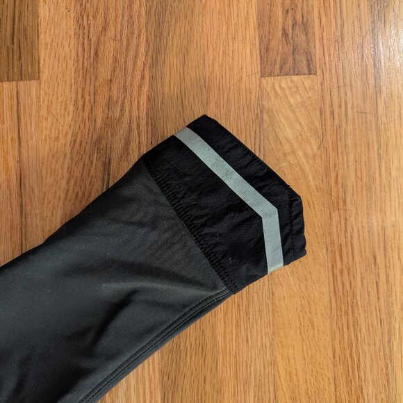 Arc'teryx A2B Commuter Jacket - Gray, Women's Medium - Picture 9 of 14